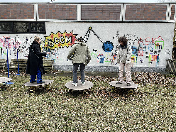 Andrea Curtoni und Giulia Mazzorin in der Moderation von Neil Harkess