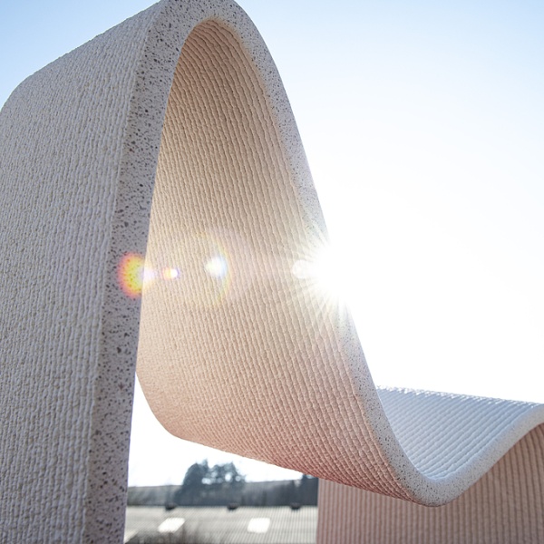 Prototyp des "Sinking Chair"