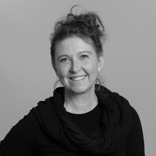 Portrait: Ass.-Prof. Mag.art. Dr. Ruth Neubauer